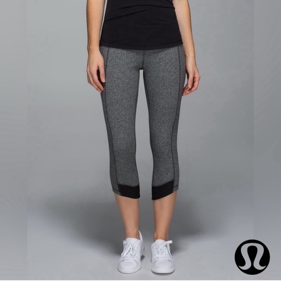 lululemon athletica Pants - LULULEMON Motivate Crop Heathered Gray Speckled Black Workout Leggings Size 6